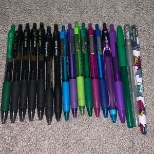 18 random pens